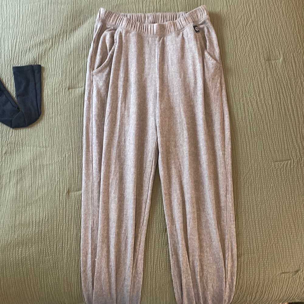 Gilly Hicks Joggers